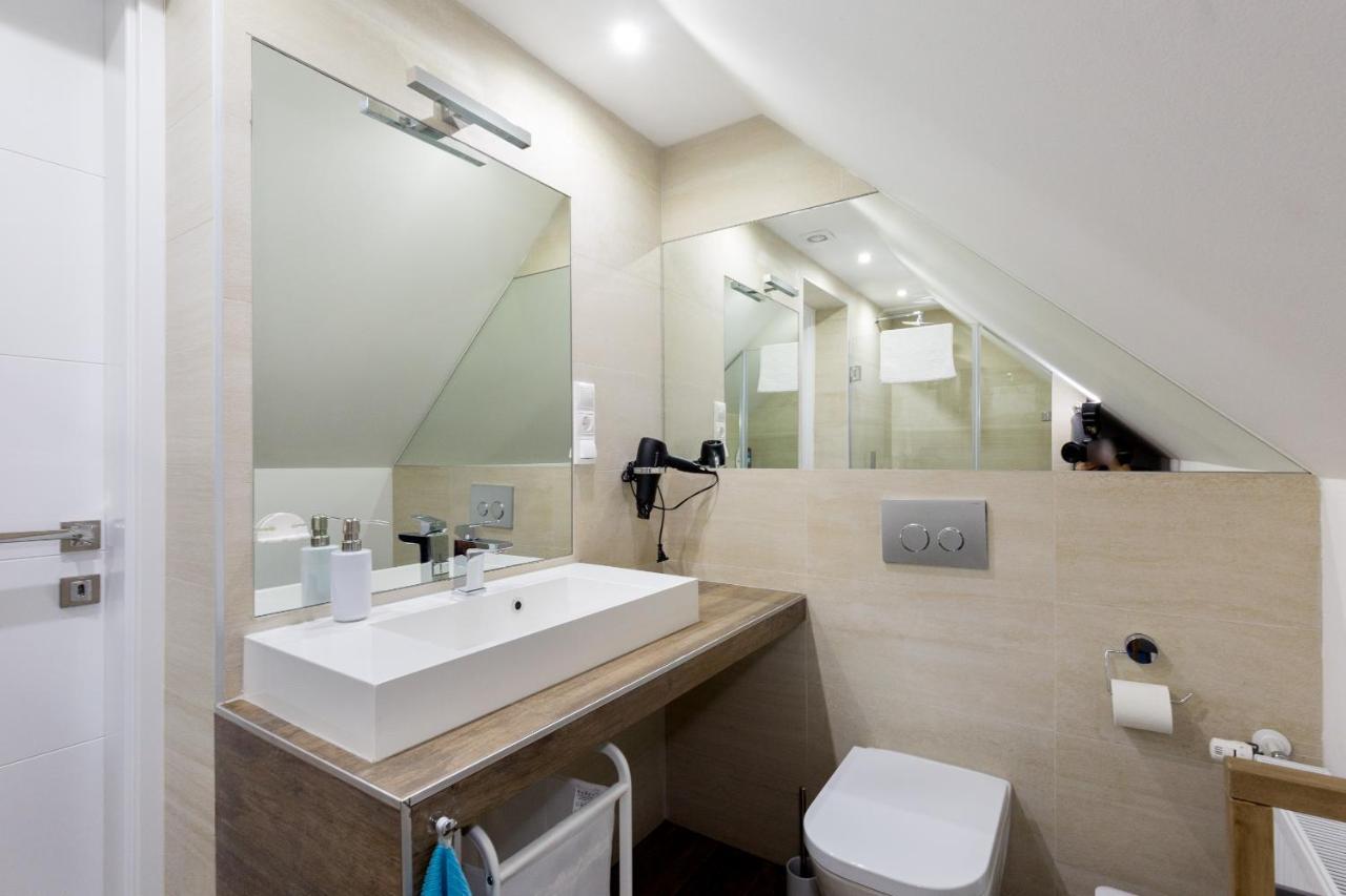 Square 2 Bedrooms - Michaelides Residences Budapest